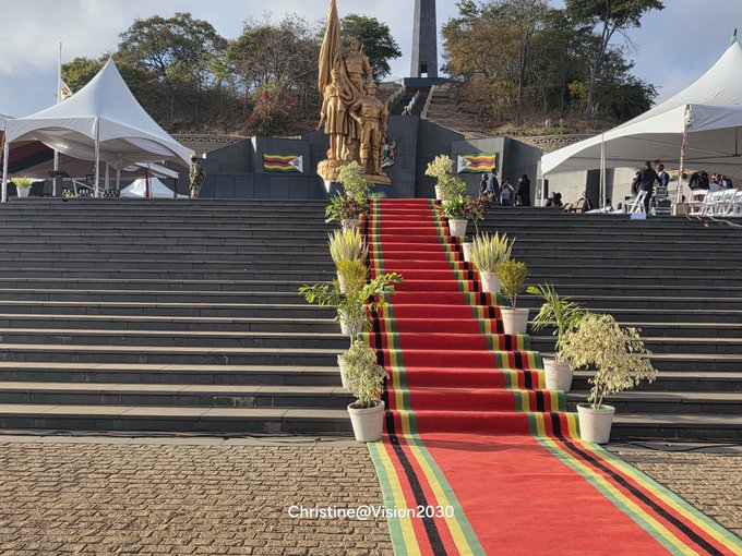 LIVE @ NATIONAL HEROES ACRE