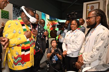 President Mnangagwa Visits Zimbabwe’s Pavilion at Expo 2025 Osaka