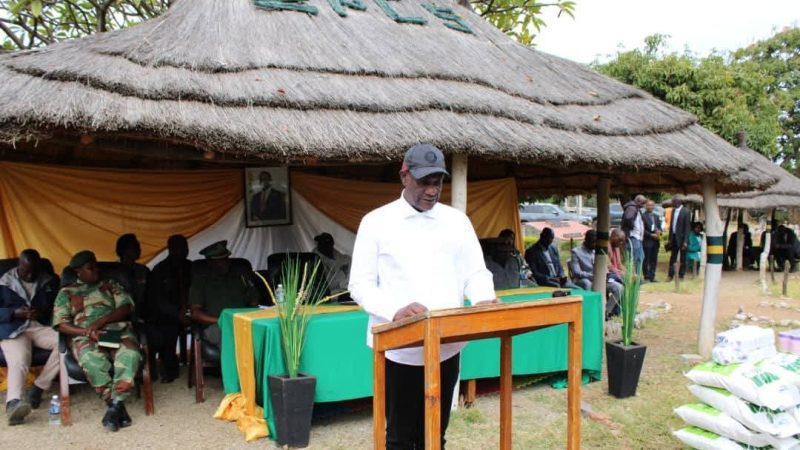 Minister Ncube Hands Over Groceries and Construction Supplies to Kwekwe Prison