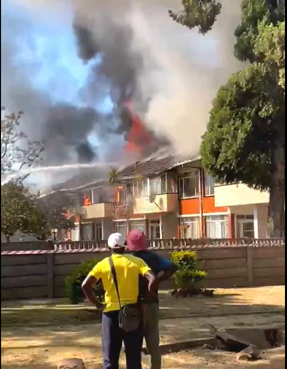 JUST IN: Fire Guts UZ Flats in Avondale